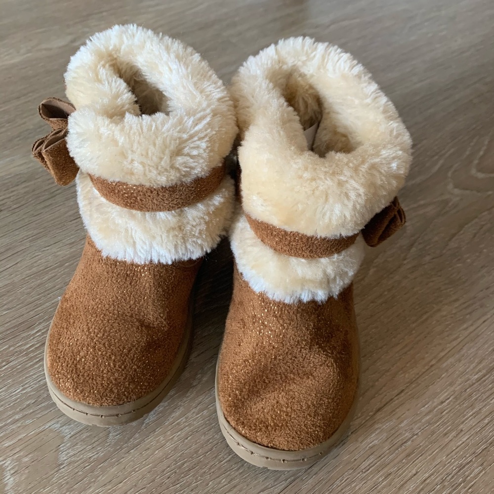 Kids boots